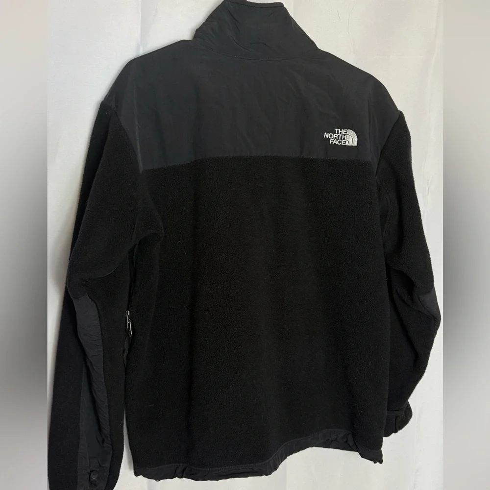 The North Face Men's Black Performance Jacket